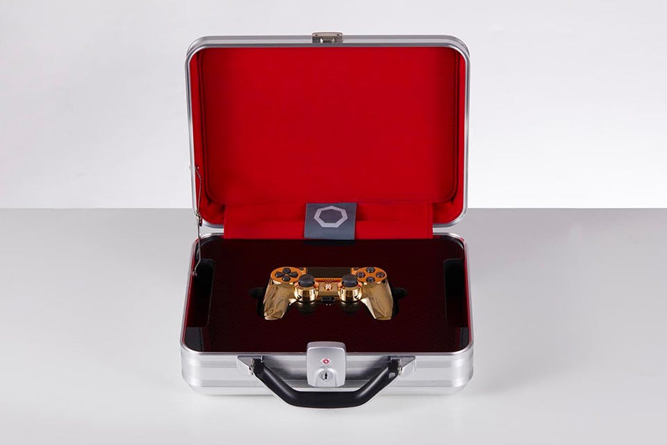 Gold Controller is the Ultimate Gaming Flex